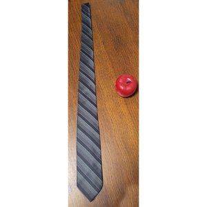 Wembley Black Gray White Diagonal Striped Pattern Men's Tie